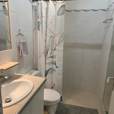 L'oasis, Jardin Prive Piscine A 5min De Apartment