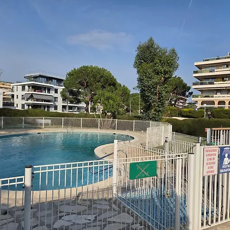 Apartment L'oasis, Jardin Prive Piscine A 5min De *