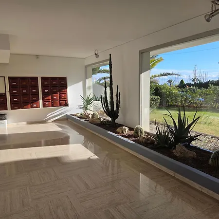 L'oasis, Jardin Prive Piscine A 5min De Apartment